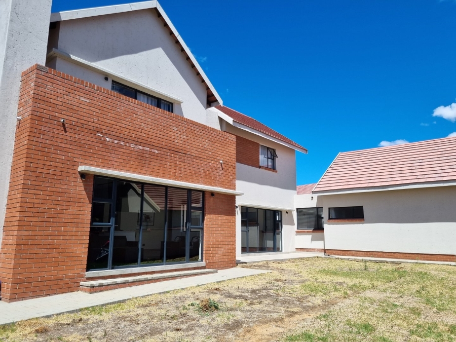 3 Bedroom Property for Sale in Wild Olive Estate Free State